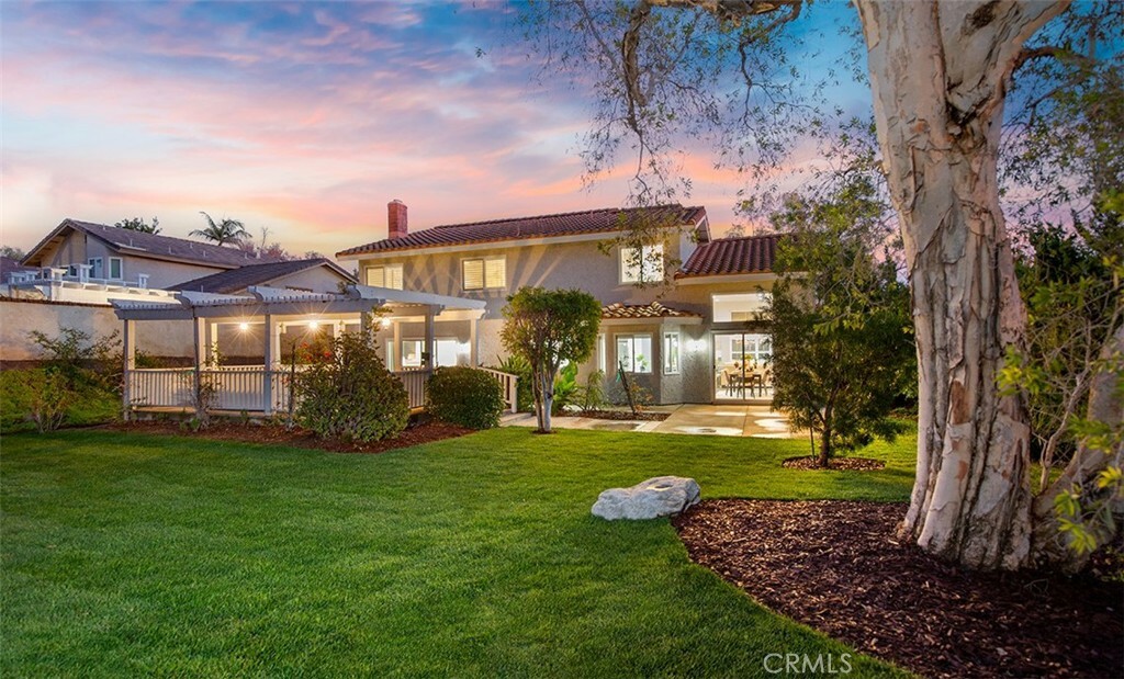 Property Photo: 5225 Vista Montana CA 92886