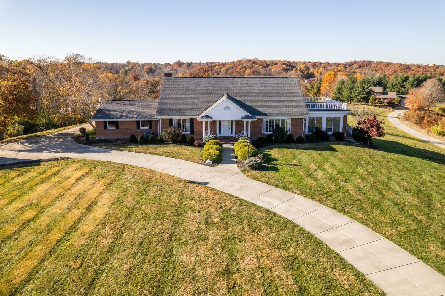 Property Photo:  9093 Lockwood Hill Rd  OH 45247 