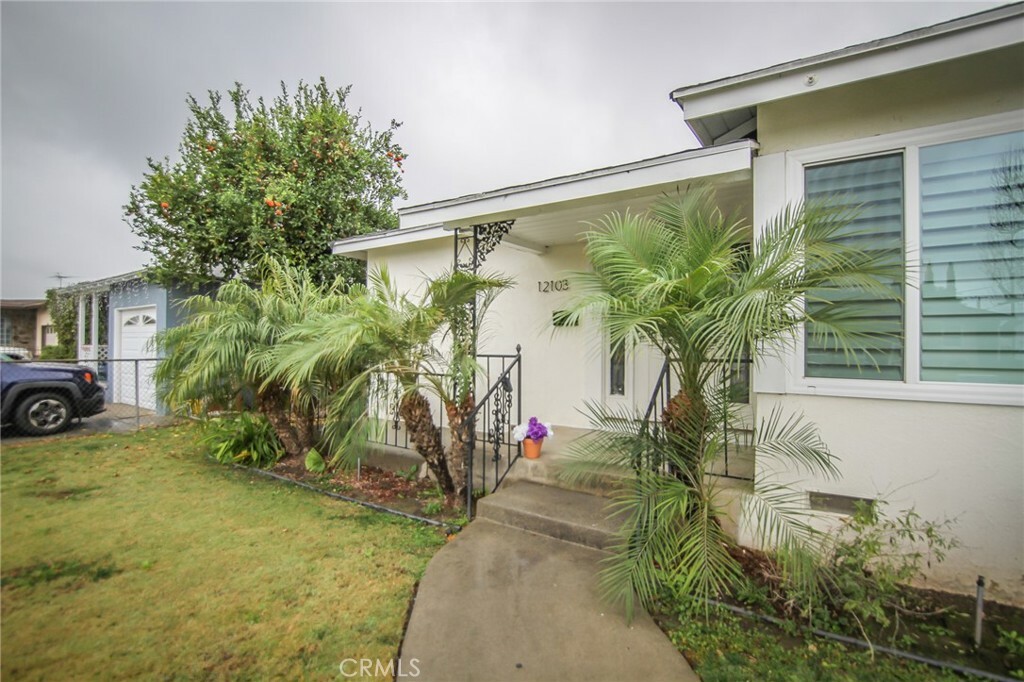 Property Photo:  12103 Cornuta Avenue  CA 90242 