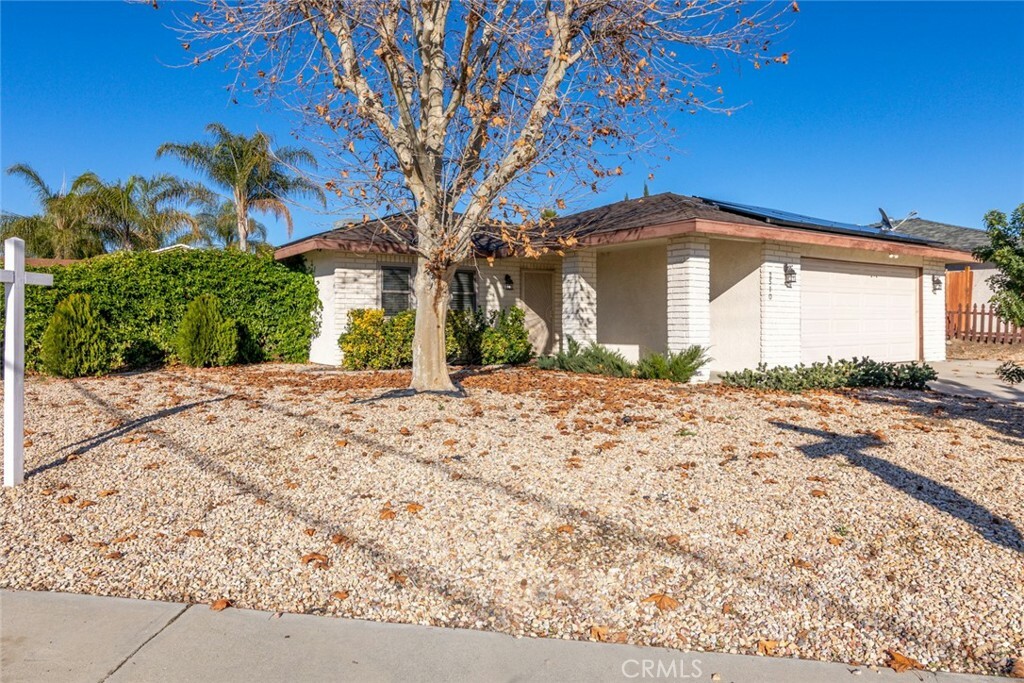 Property Photo:  2510 E Devonshire Avenue  CA 92544 