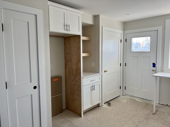 Property Photo: 6 Macdonald Terrace B MA 02066