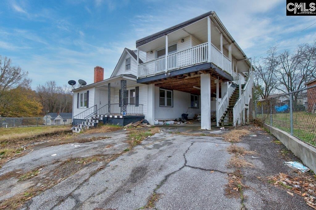 Property Photo: 320 Elm SC 29180