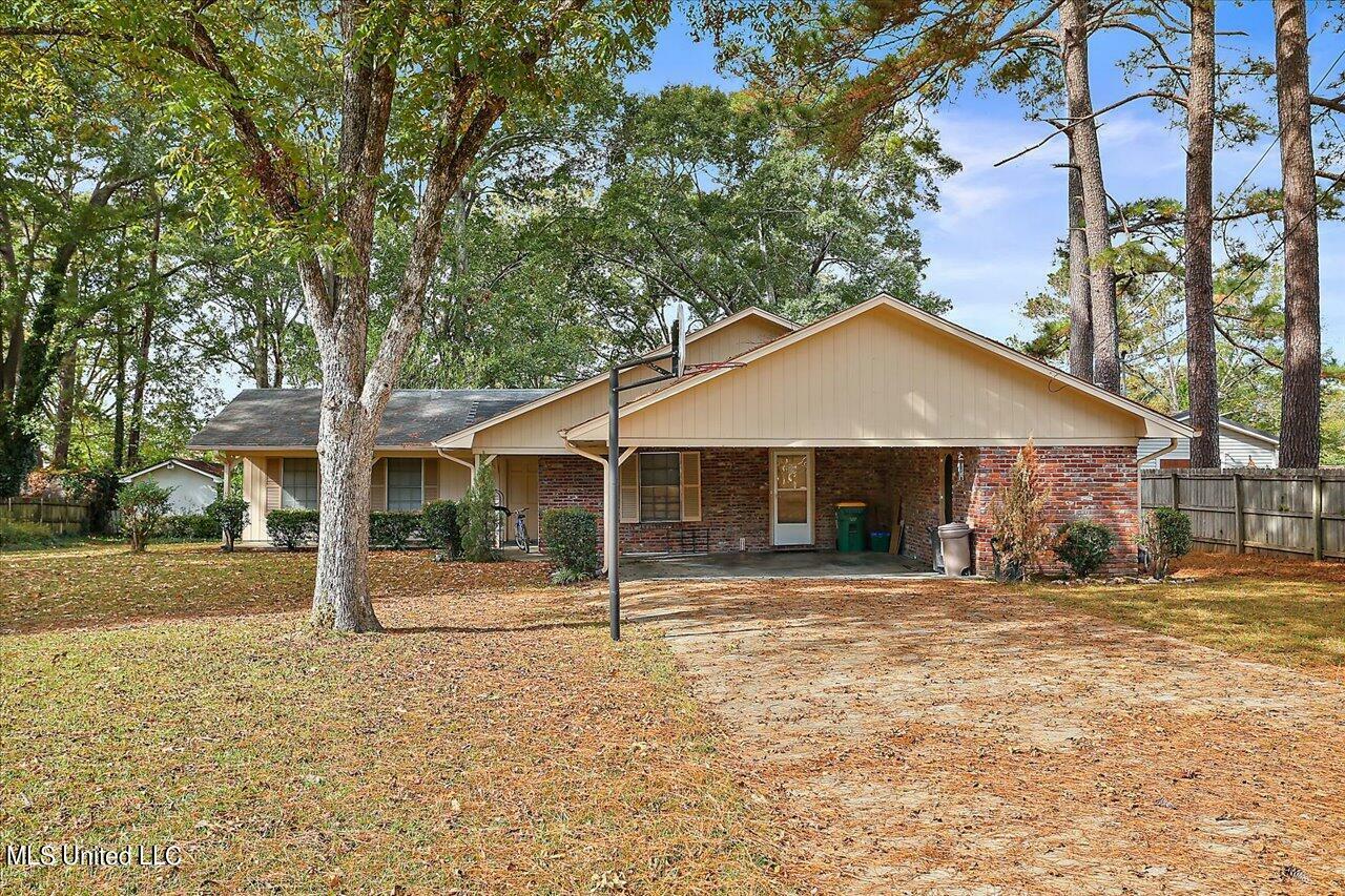 Property Photo:  217 Nolan Circle  MS 39157 