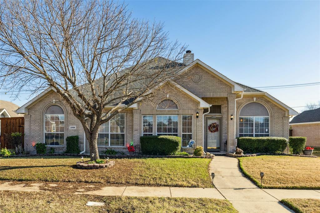 Property Photo:  2706 Basswood Drive  TX 75089 