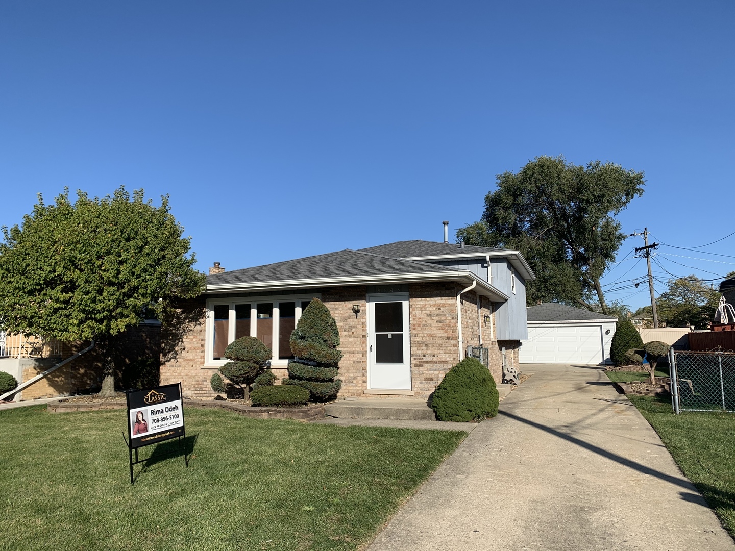 Property Photo: 8643 S Latrobe Avenue IL 60459