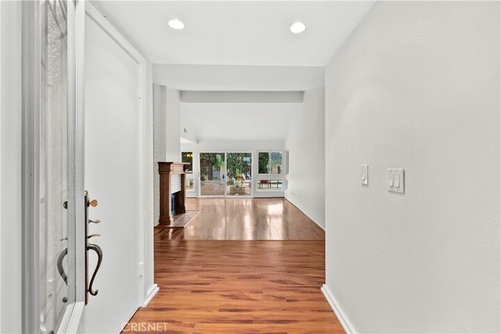 Property Photo:  29276 Snapdragon Place  CA 91387 