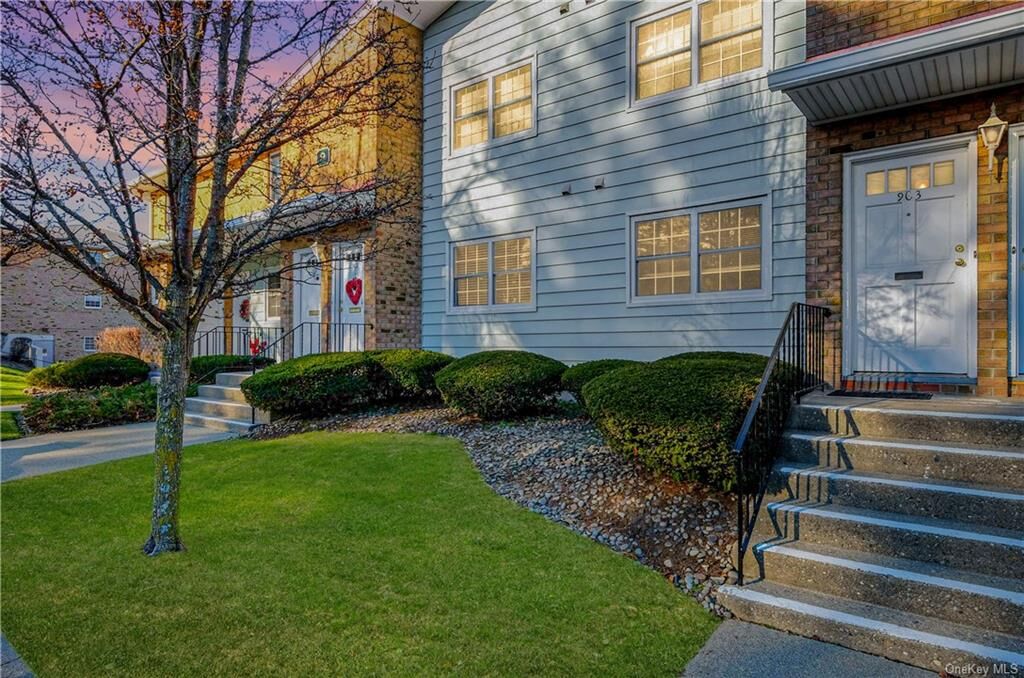 Property Photo:  1840 Crompond Road 9C3  NY 10566 