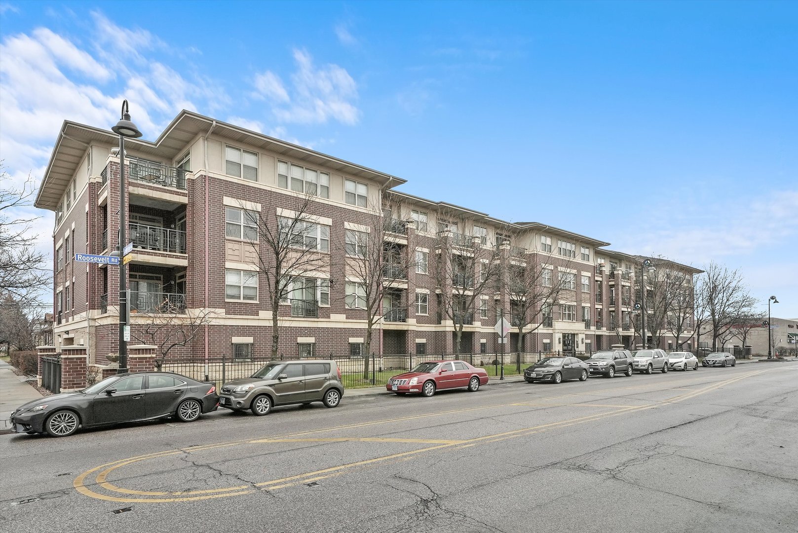 Property Photo: 6436 Roosevelt Road 413 IL 60304