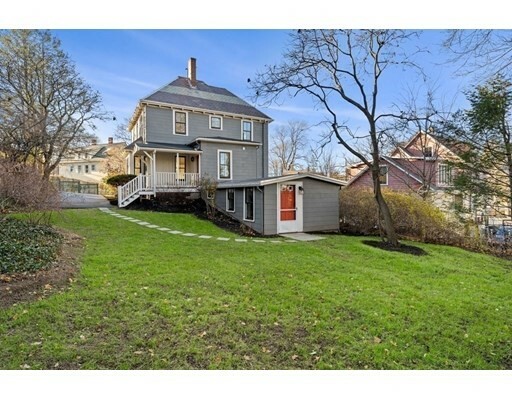 Property Photo:  8 Florence Ave  MA 02476 