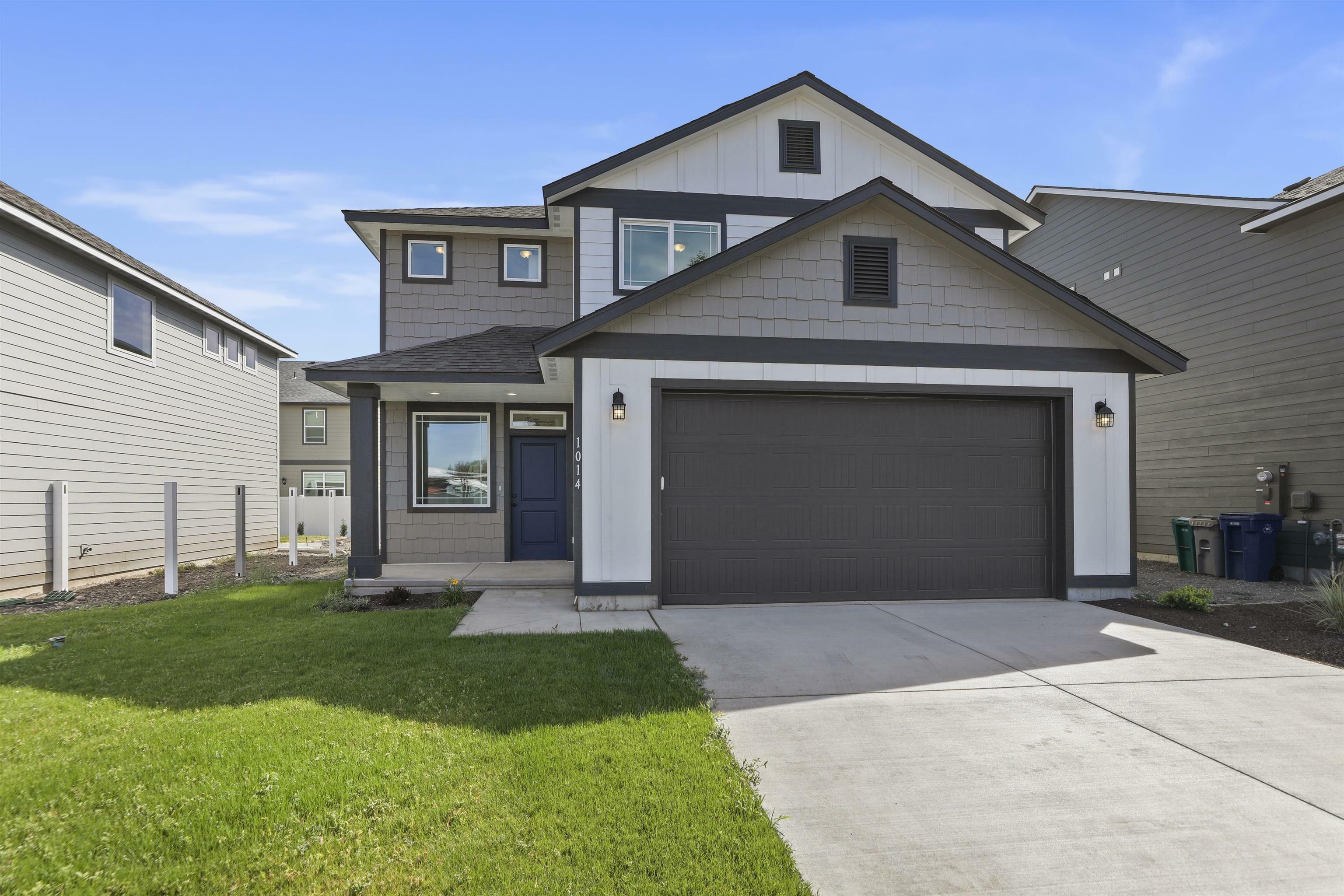 Property Photo: 1014 N Corbin Ln WA 99016