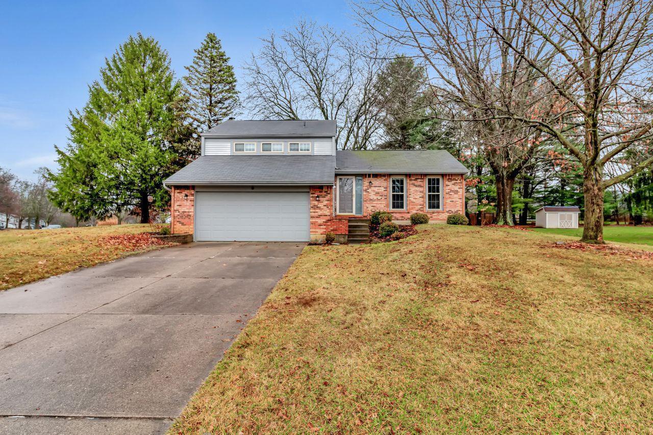 Property Photo: 5659 Farm Field Dr OH 45040