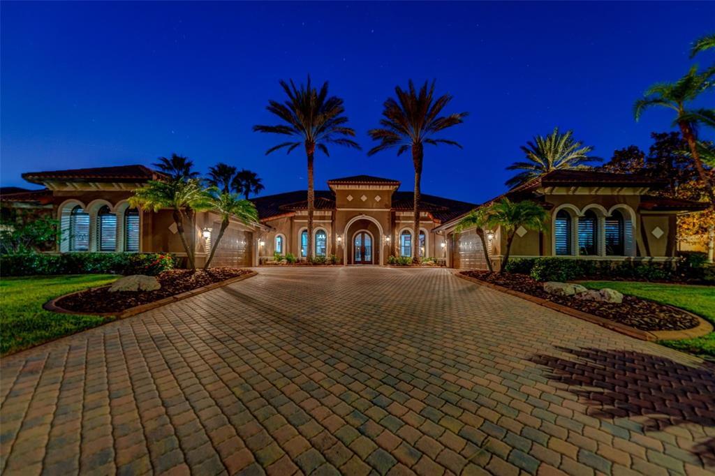 Property Photo: 3755 Mullenhurst Drive FL 34685