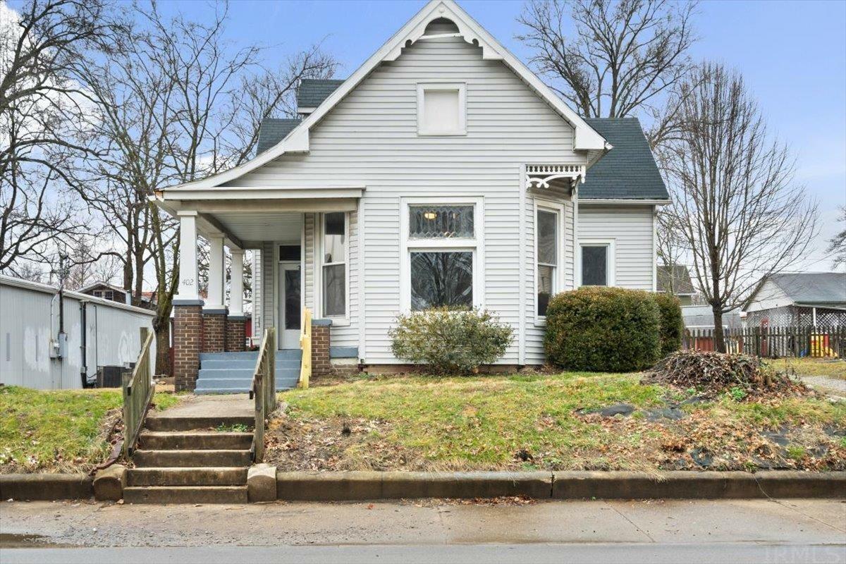 Property Photo:  402 E Locust Street  IN 47601 