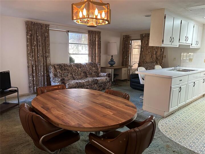 Property Photo:  6817 Kentucky Avenue  FL 34653 