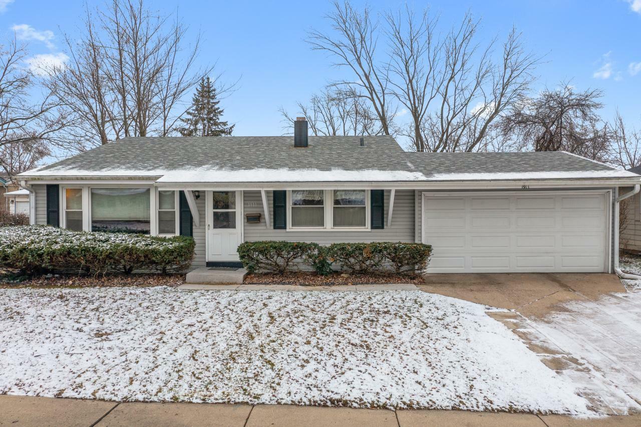 Property Photo:  1911 Bristol Circle  IL 60110 