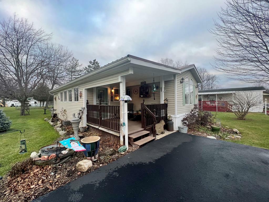 Property Photo:  269 Cessna St  PA 18840 