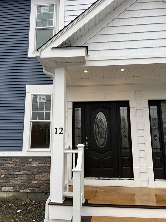 Property Photo:  8-12 Pinedale Rd 12  MA 01545 