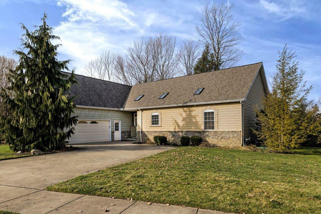 Property Photo:  6286 Stonebridge Drive  PA 16415 