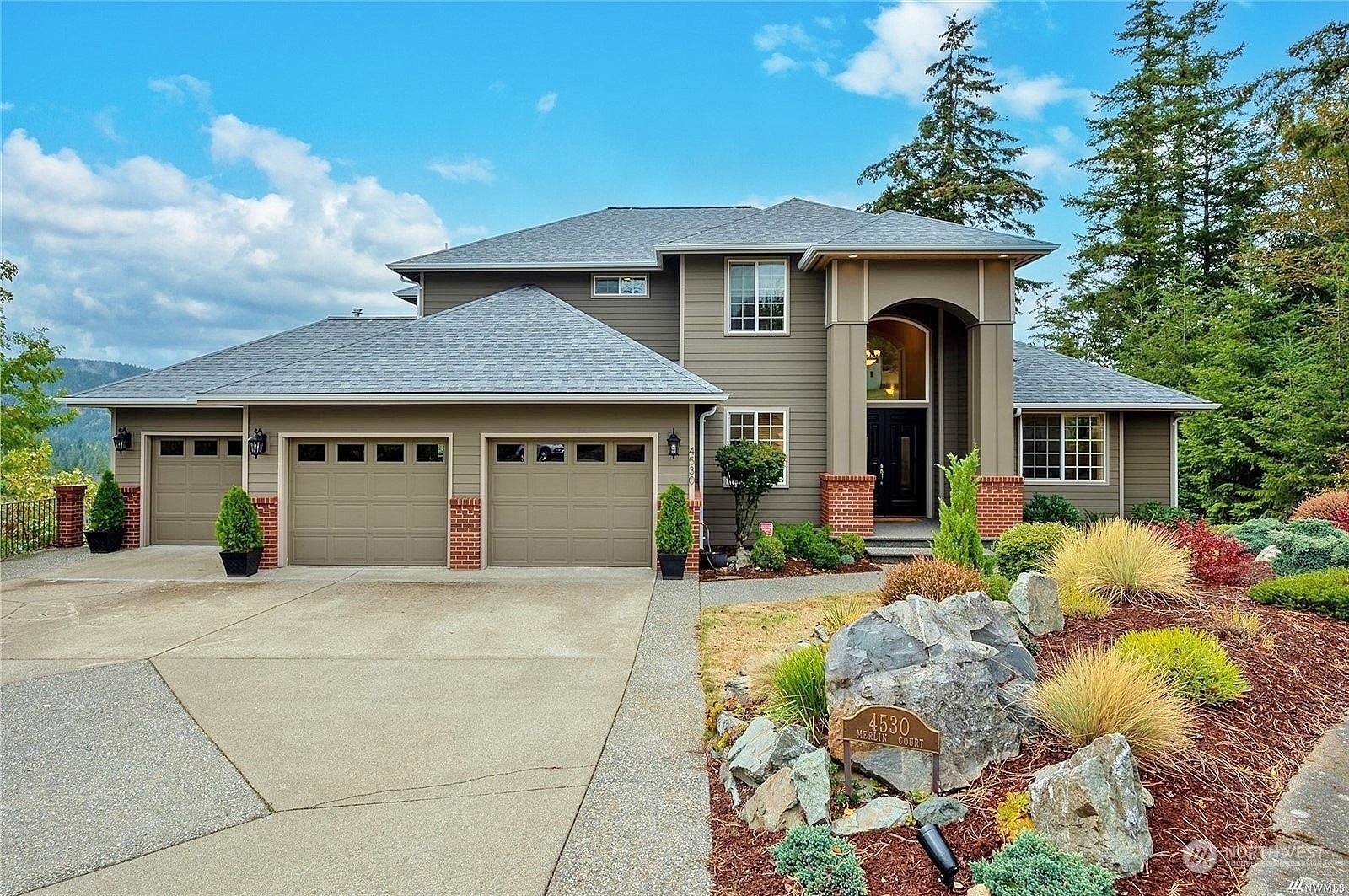 Property Photo:  4530 Merlin Court  WA 98229 