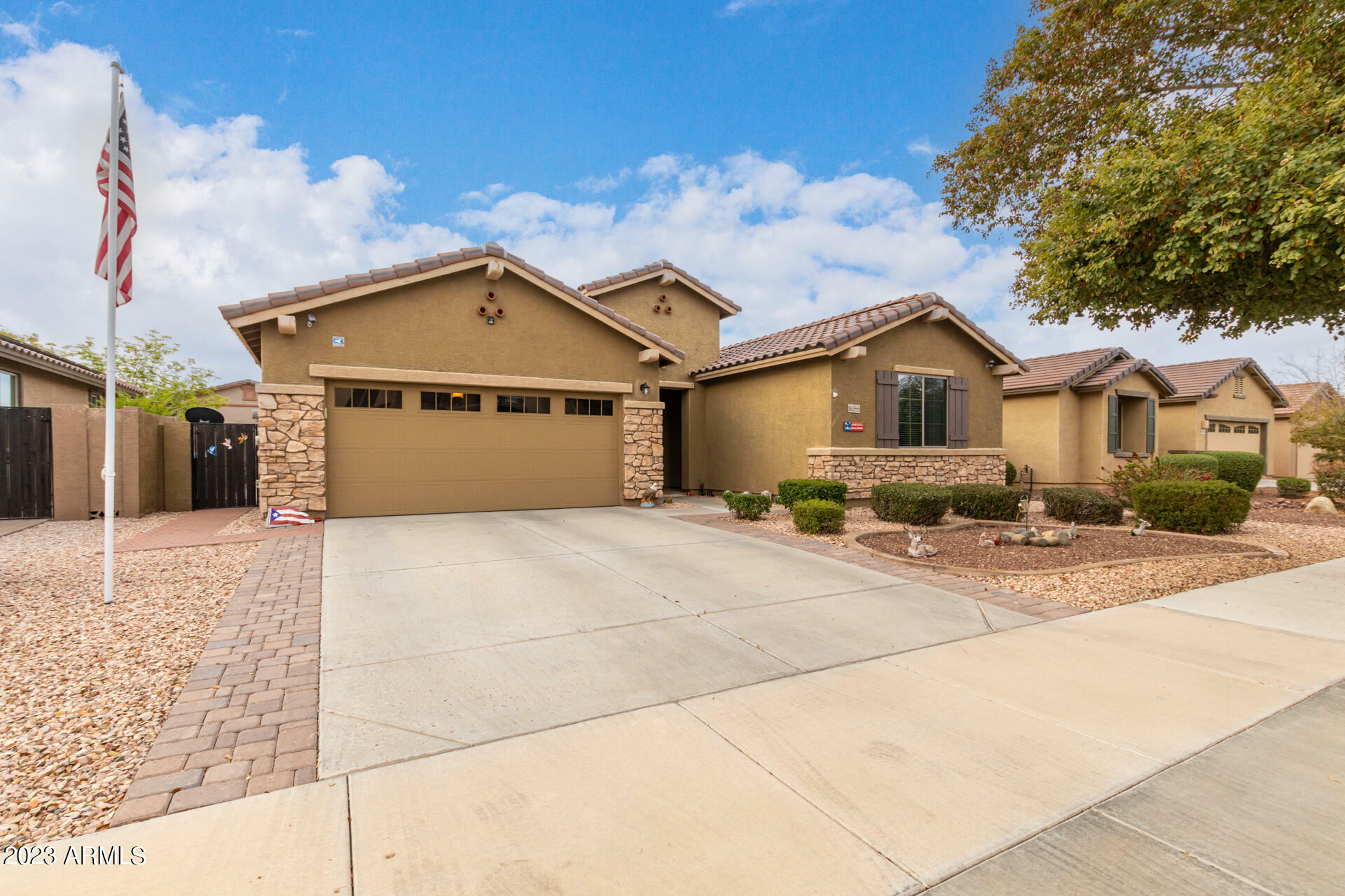 Property Photo:  16355 W Cielo Grande Avenue  AZ 85387 