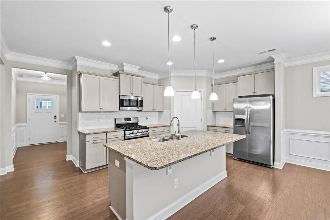 Property Photo:  108 Rosebay Drive  NC 28117 