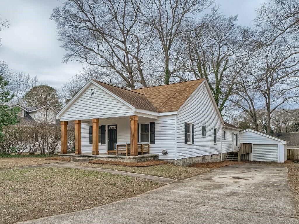 Property Photo:  274 3rd Avenue  GA 30680 