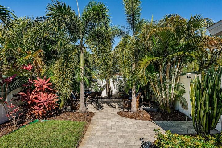 Property Photo: 5343 8th Avenue N FL 33710