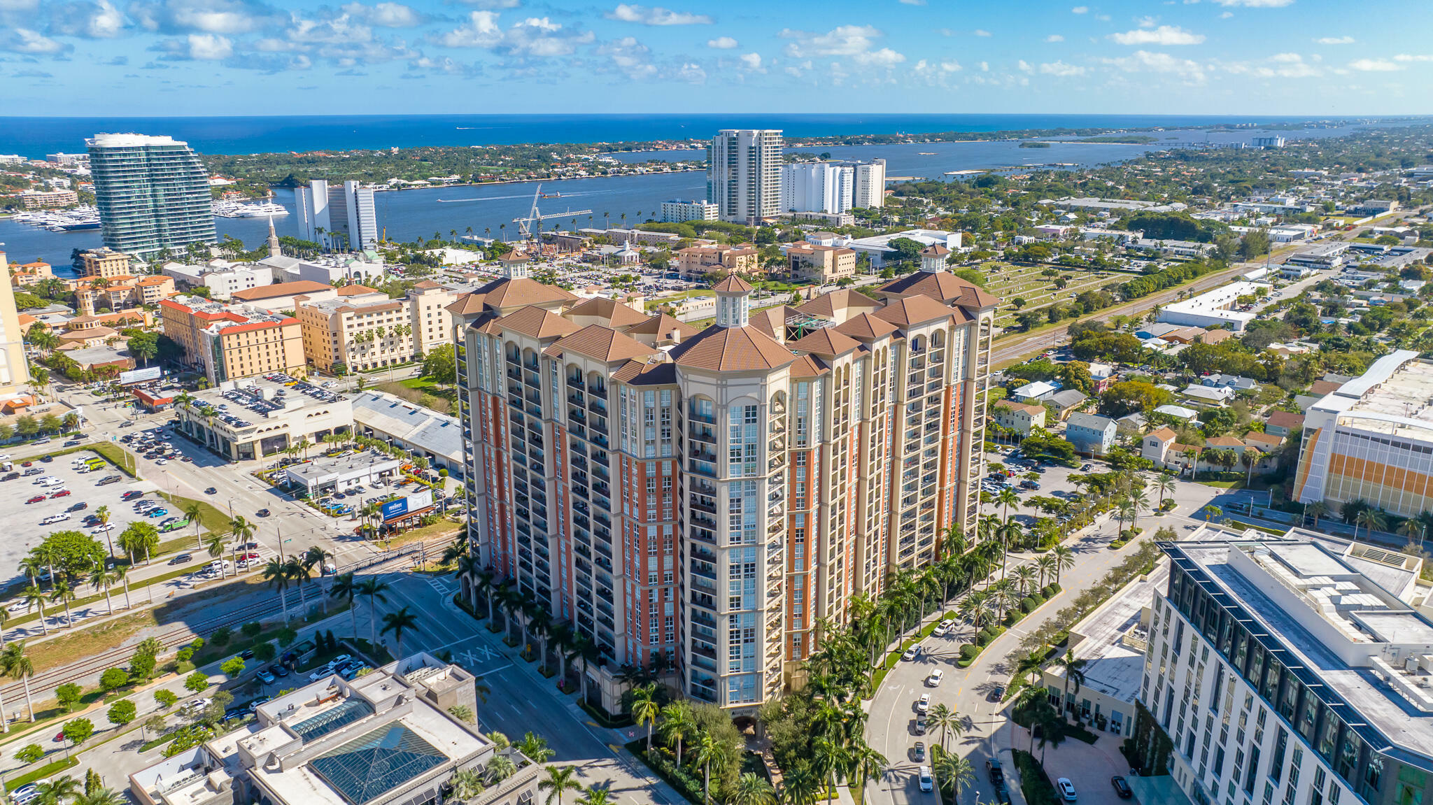 Property Photo: 550 Okeechobee Boulevard 1804 FL 33401