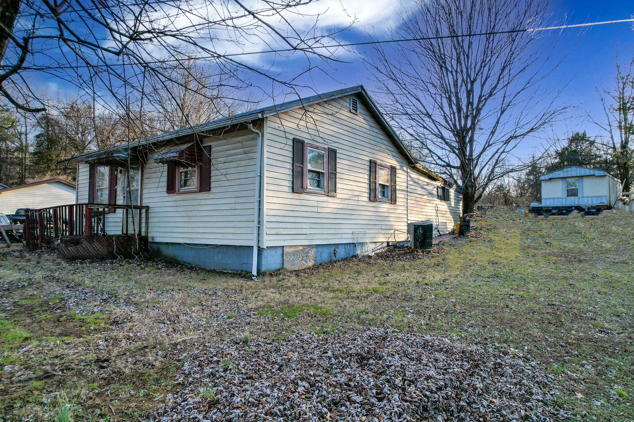 Property Photo:  40 Hollow Rock Ln  TN 37743 