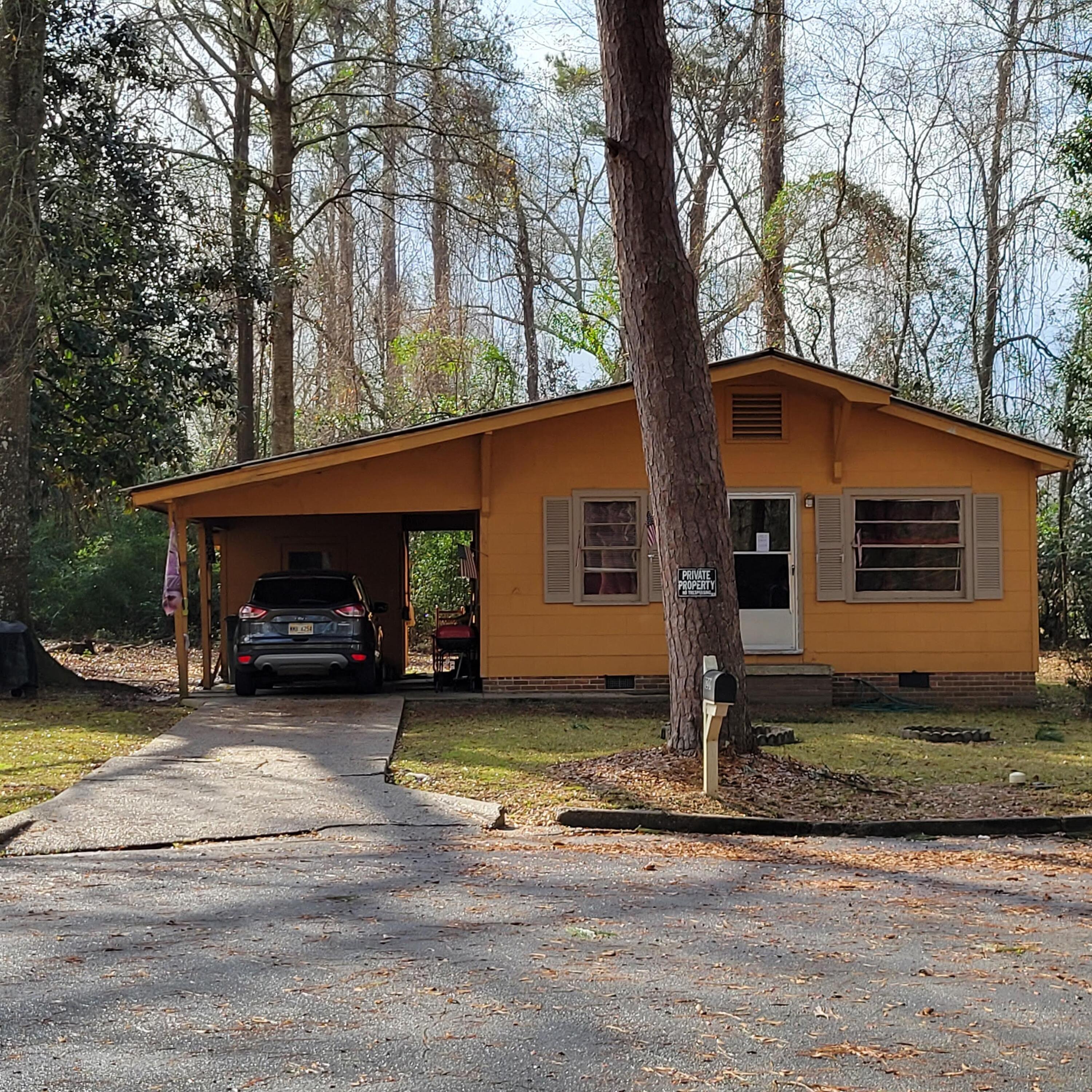 Property Photo: 1201 Pine Ct. MS 39429