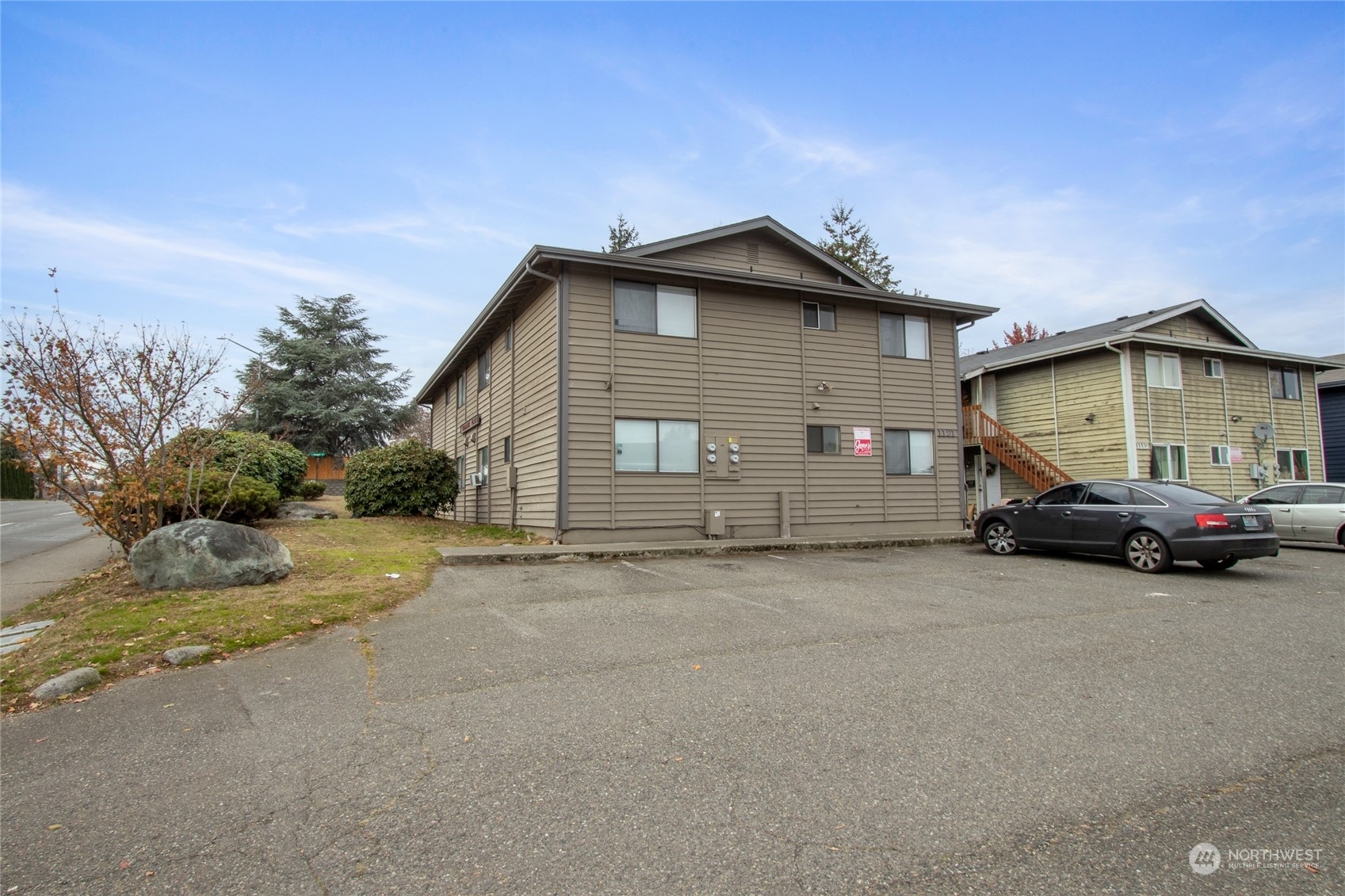 Property Photo:  1121 S Woodlawn Street  WA 98465 