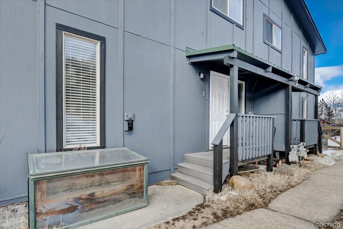 Property Photo:  139 Conger St 1  CO 80466 