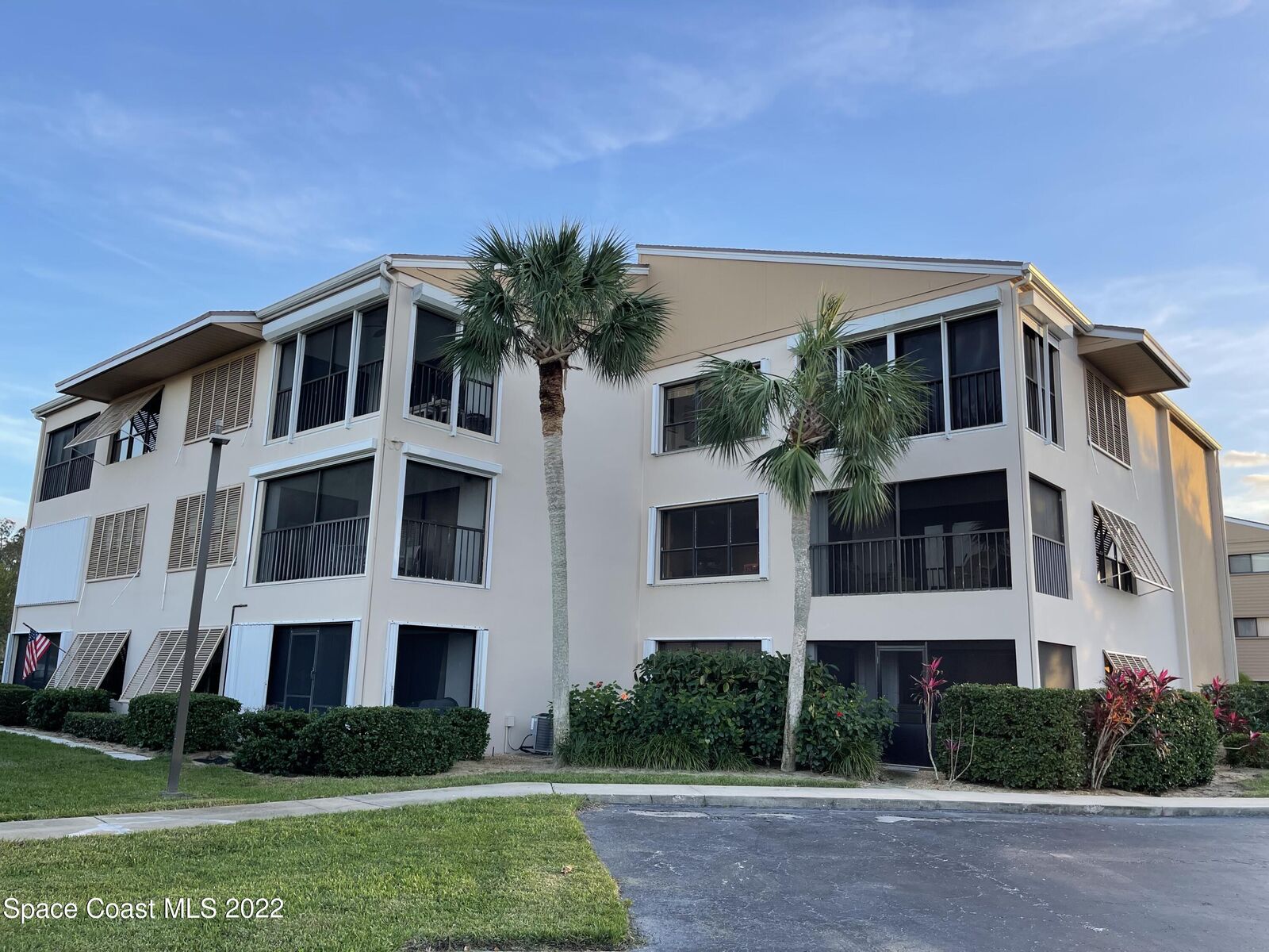 Property Photo:  6175 S Mirror Lake Drive  FL 32958 