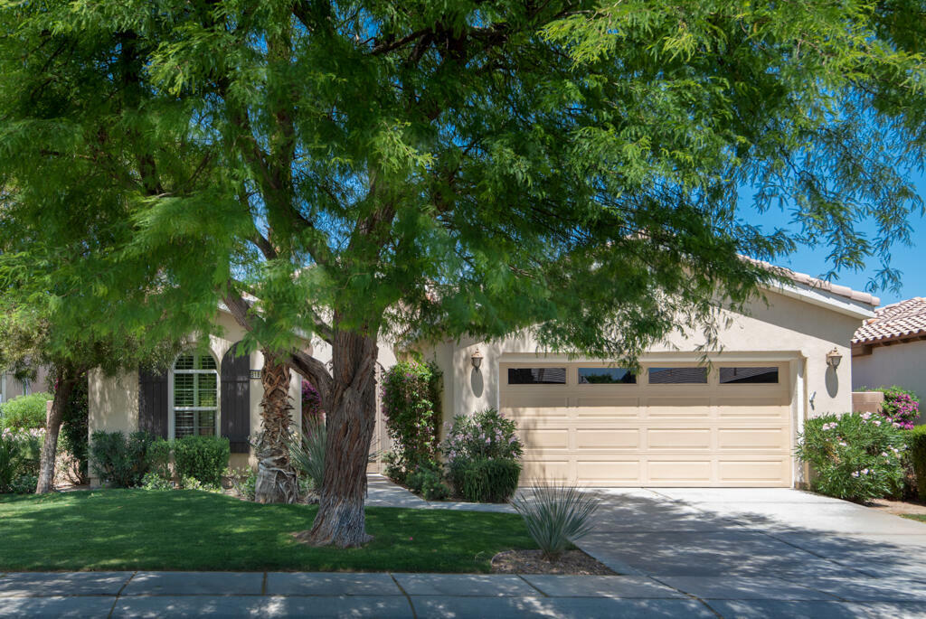 Property Photo: 81820 Eagle Claw Drive CA 92253