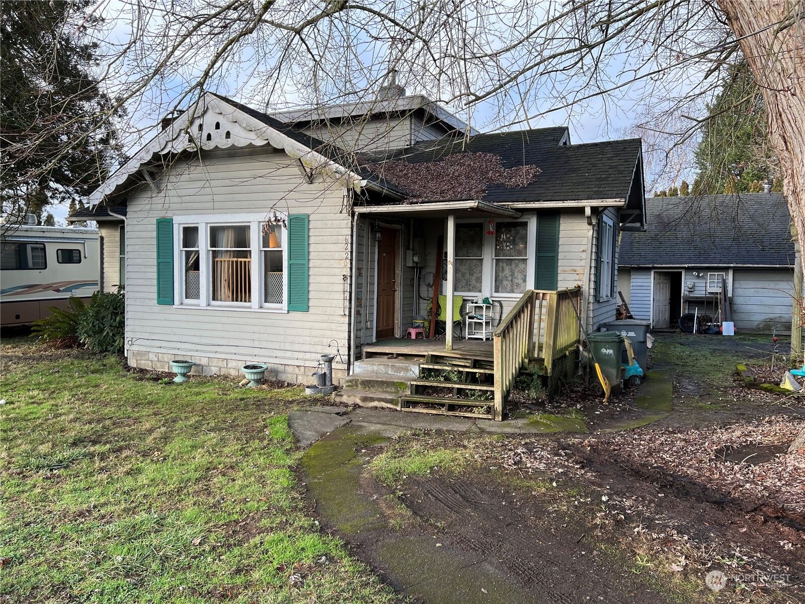 House for sale in Sumner: 6220 Parker Road E, Sumner, WA 98390