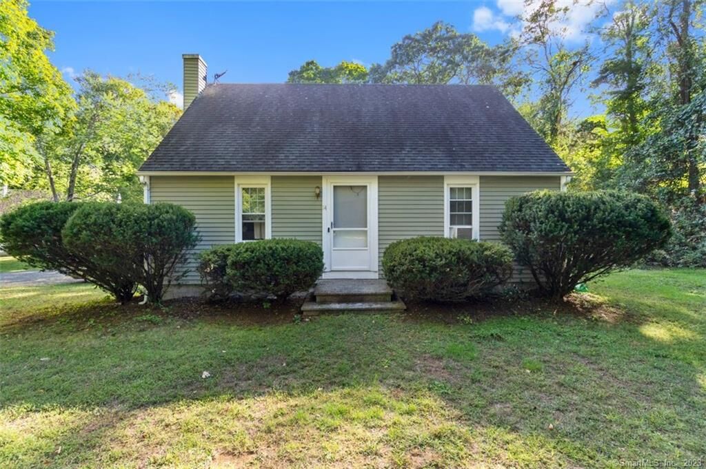 Property Photo:  14 Falls River Circle  CT 06442 