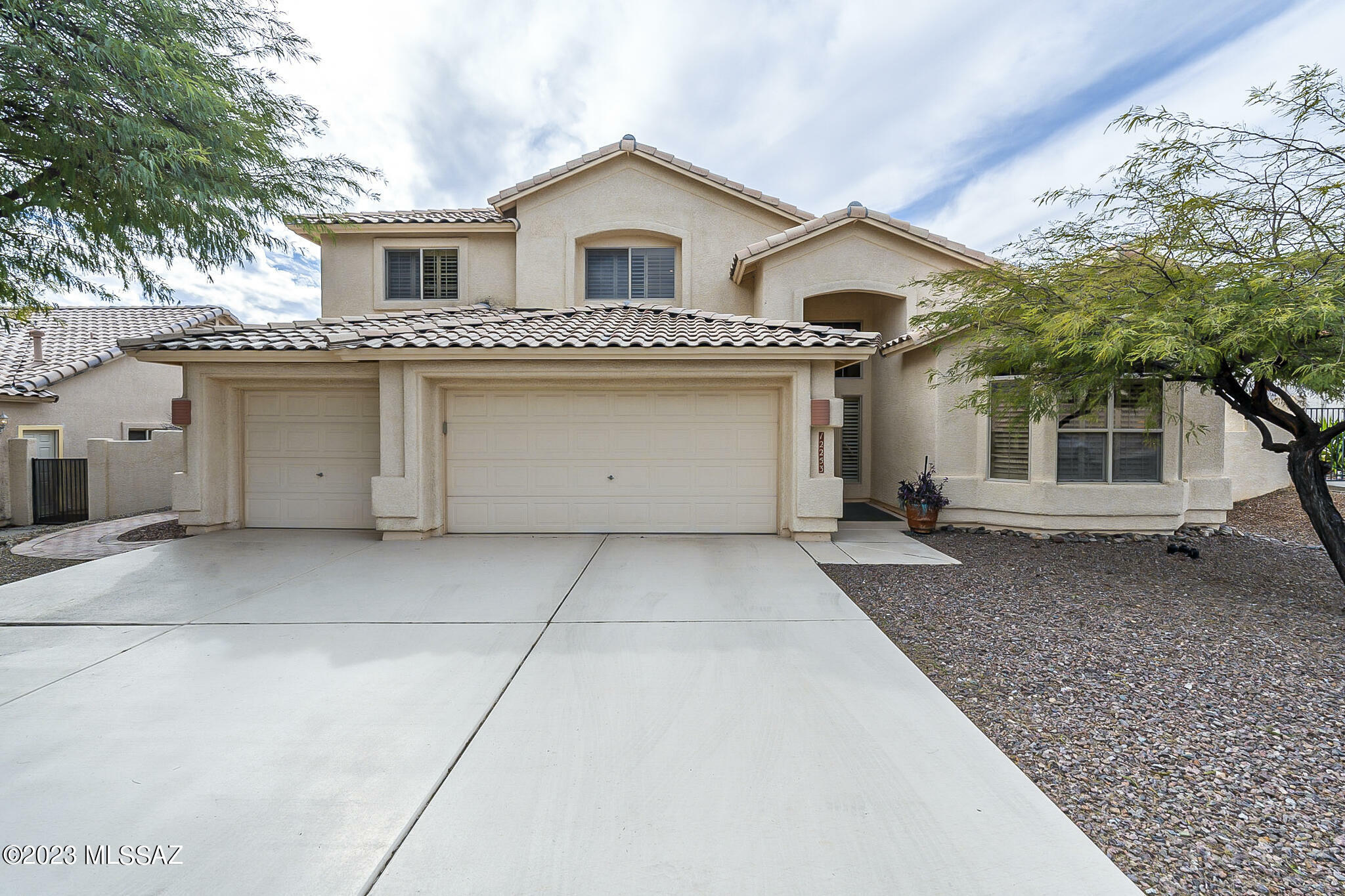 Property Photo:  12253 N Echo Valley Drive  AZ 85755 