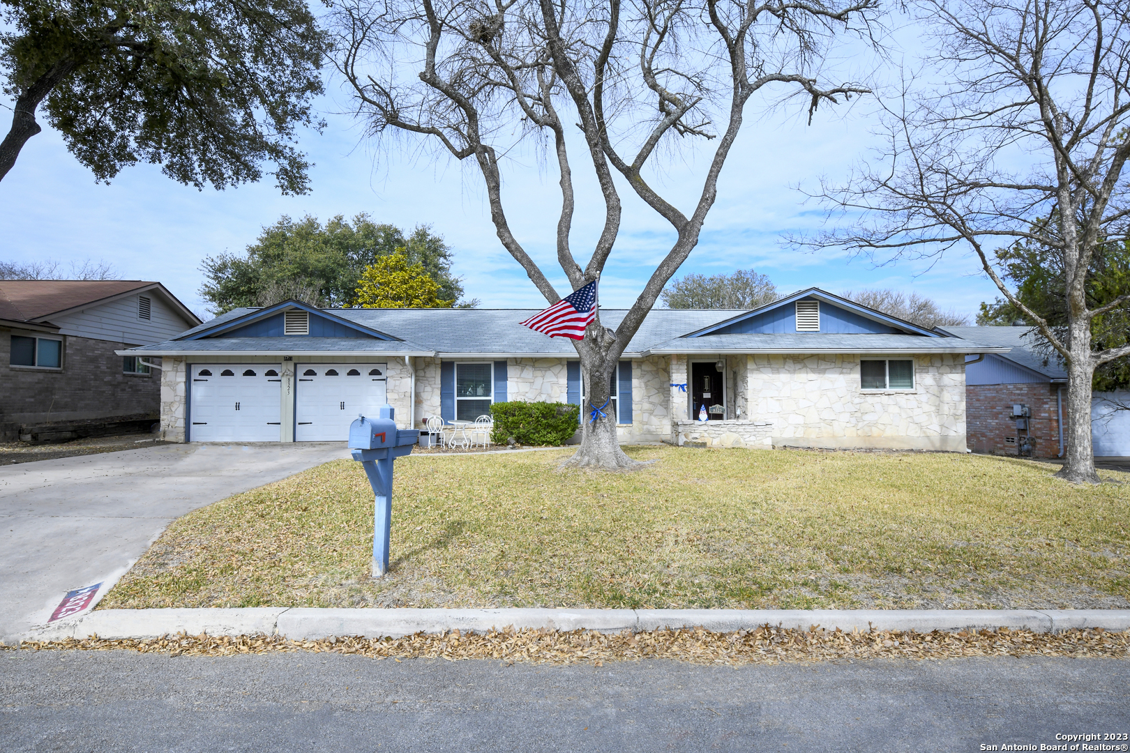 Property Photo:  8323 Delphian Dr  TX 78148 