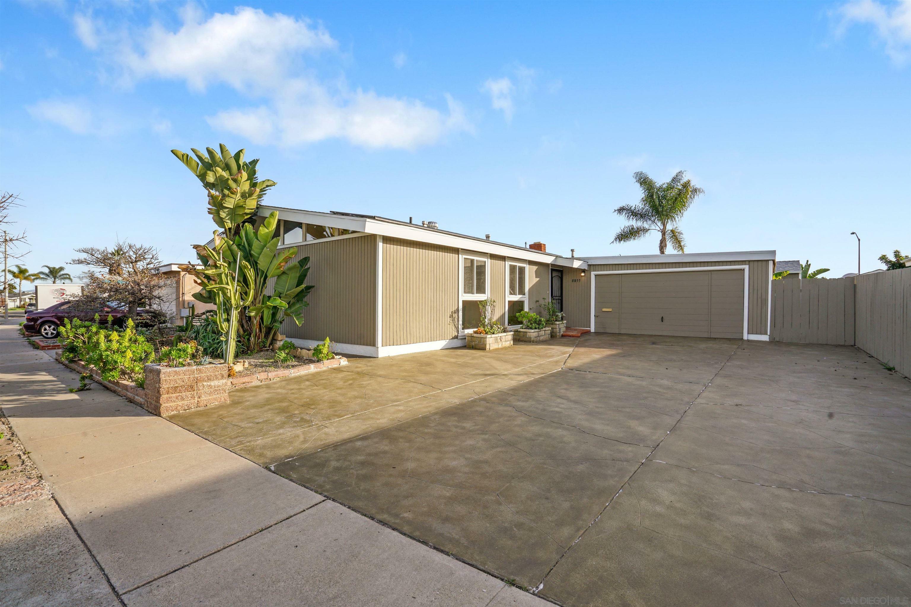 Property Photo:  8855 Laddie Ln  CA 92123 