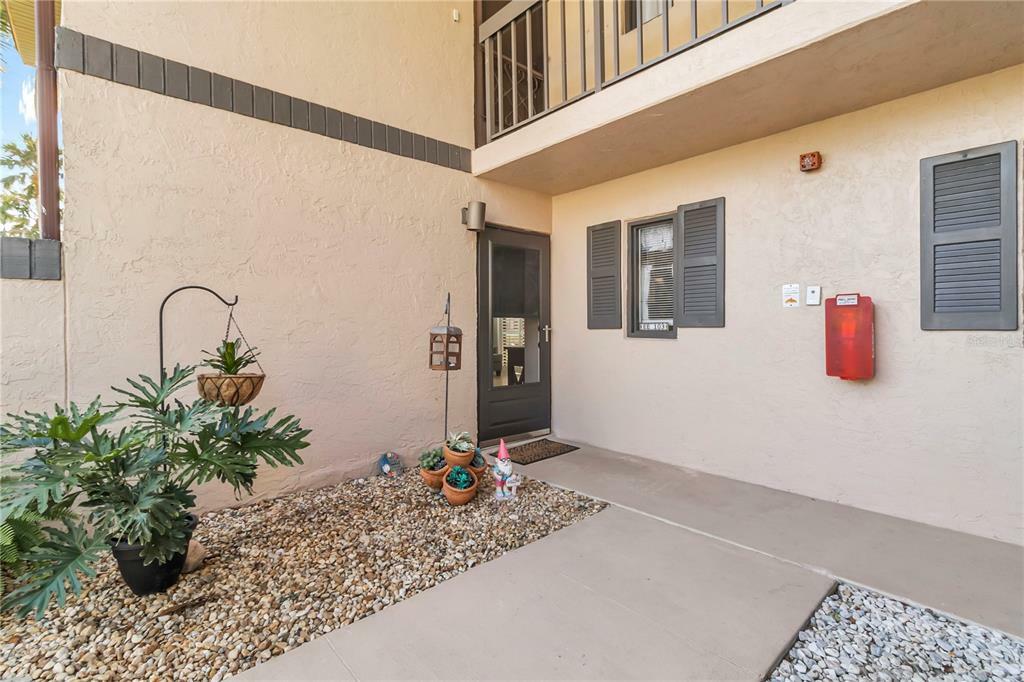 Property Photo:  19505 Quesada Avenue Ee103  FL 33948 