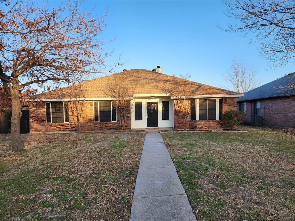 Property Photo: 2525 Brushwood Lane TX 75150