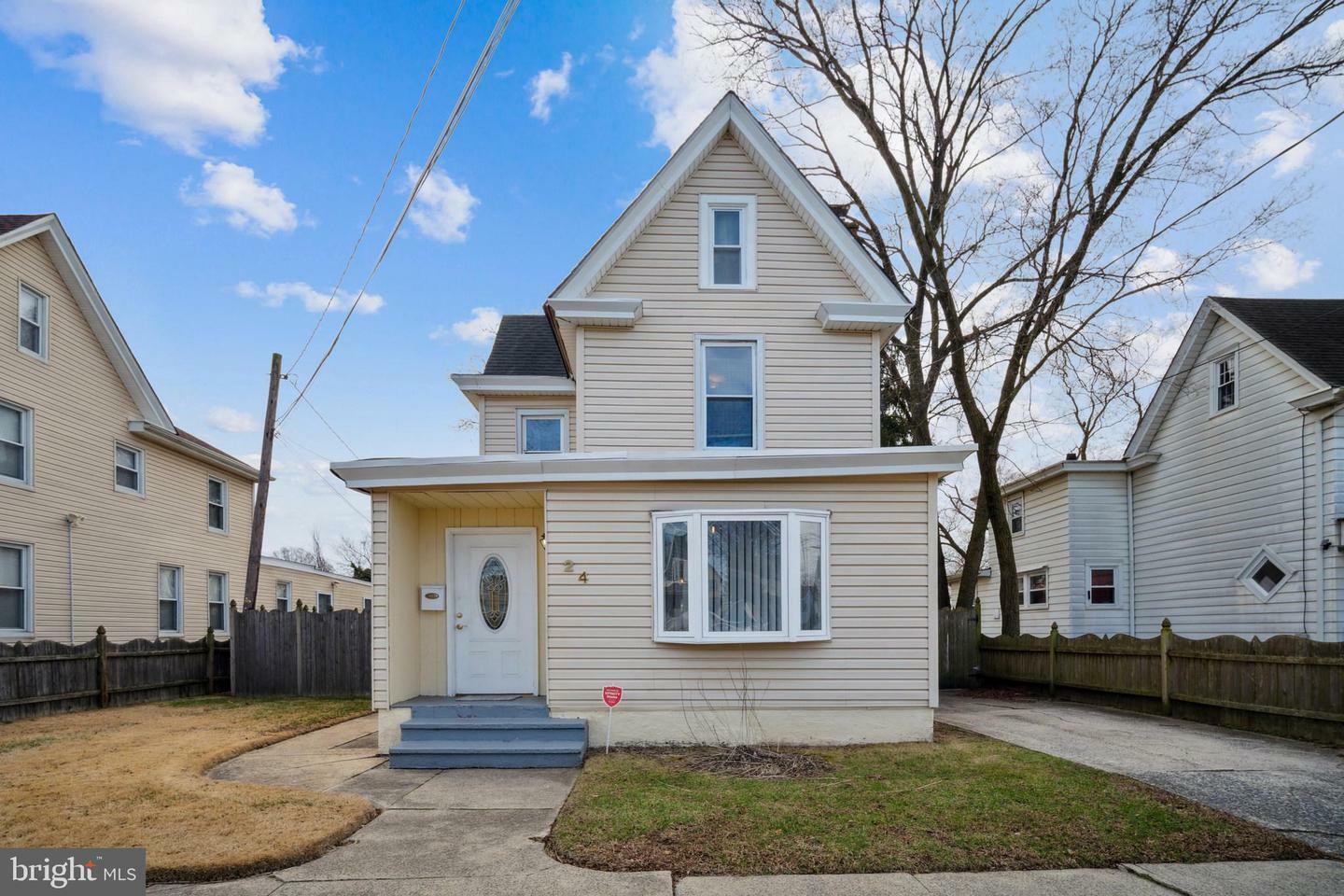 Property Photo: 24 W New Street NJ 08066