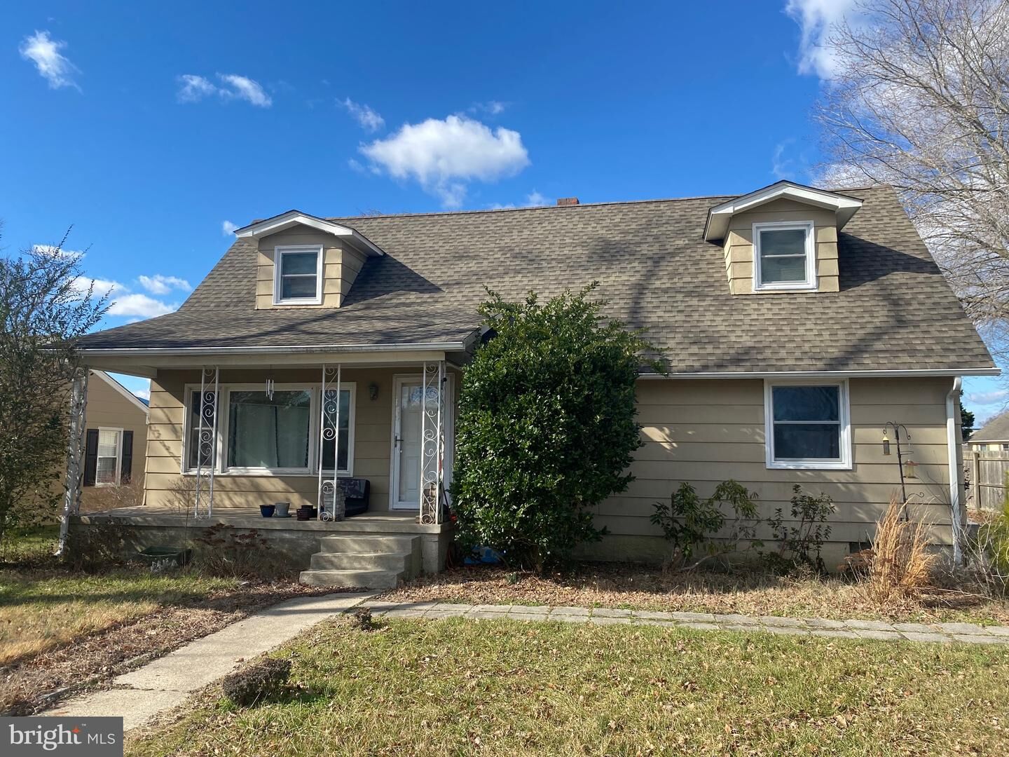 Property Photo:  211 N Hantwerker Drive  DE 19940 