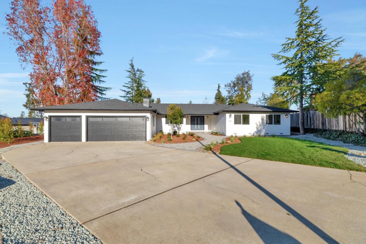 Property Photo: 1366 Hillcrest Court CA 95120
