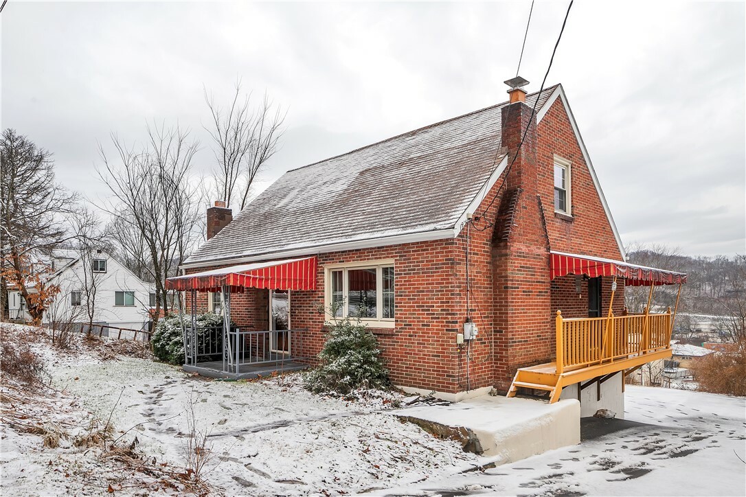 Property Photo: 3798 Meadowbrook Rd PA 15668
