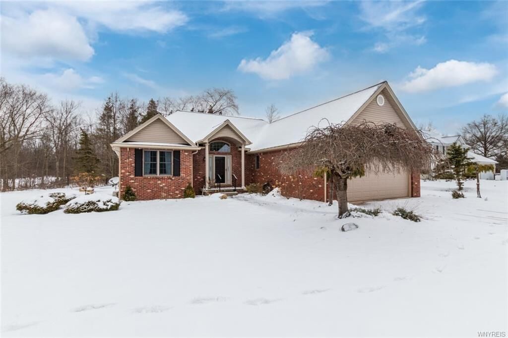 Property Photo:  2373 Fix Road  NY 14072 