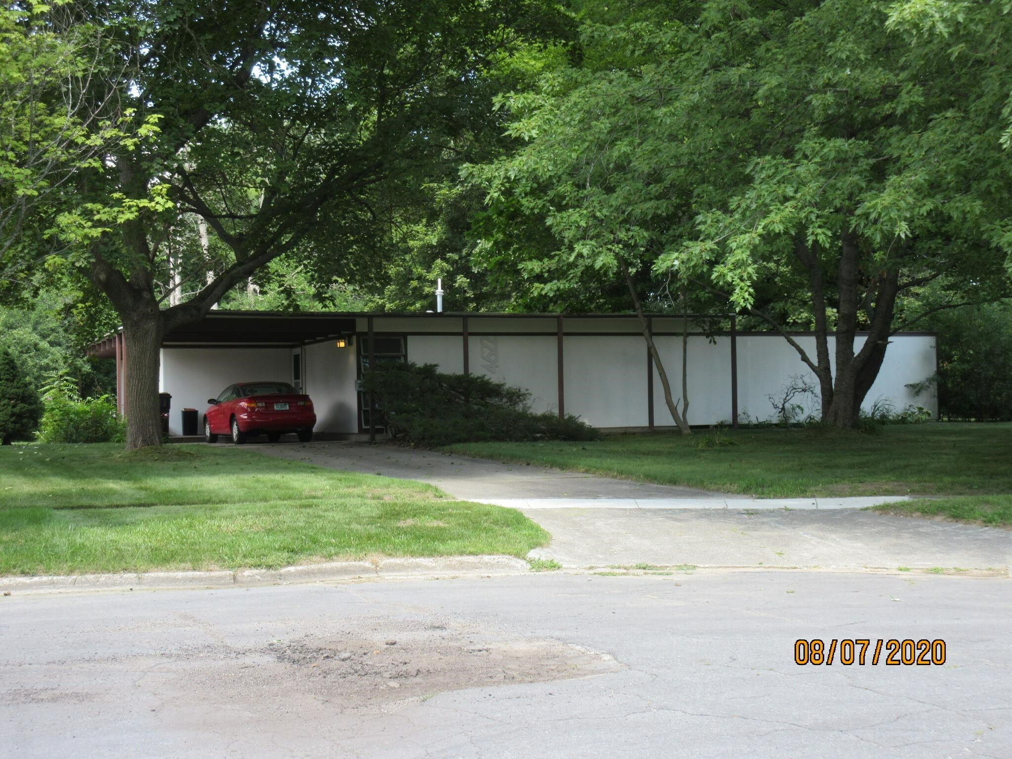 Property Photo:  4622 Concord Court  MI 48640 