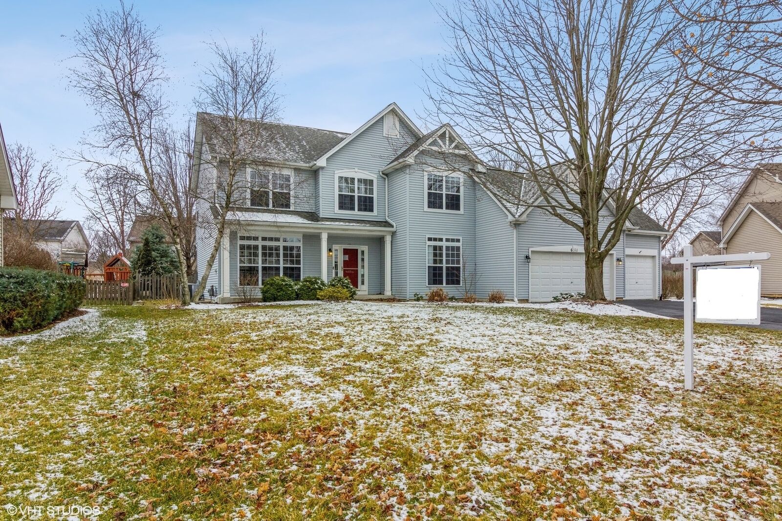 Property Photo:  611 Highview Court  IL 60543