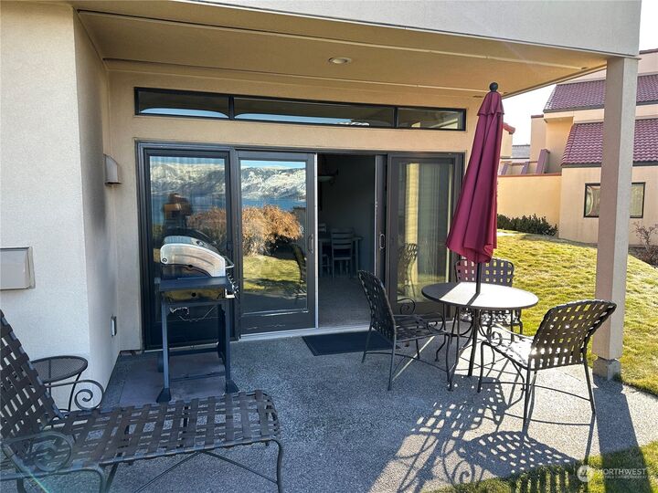 Property Photo:  100 Lake Chelan Shores Drive 14-1G  WA 98816 