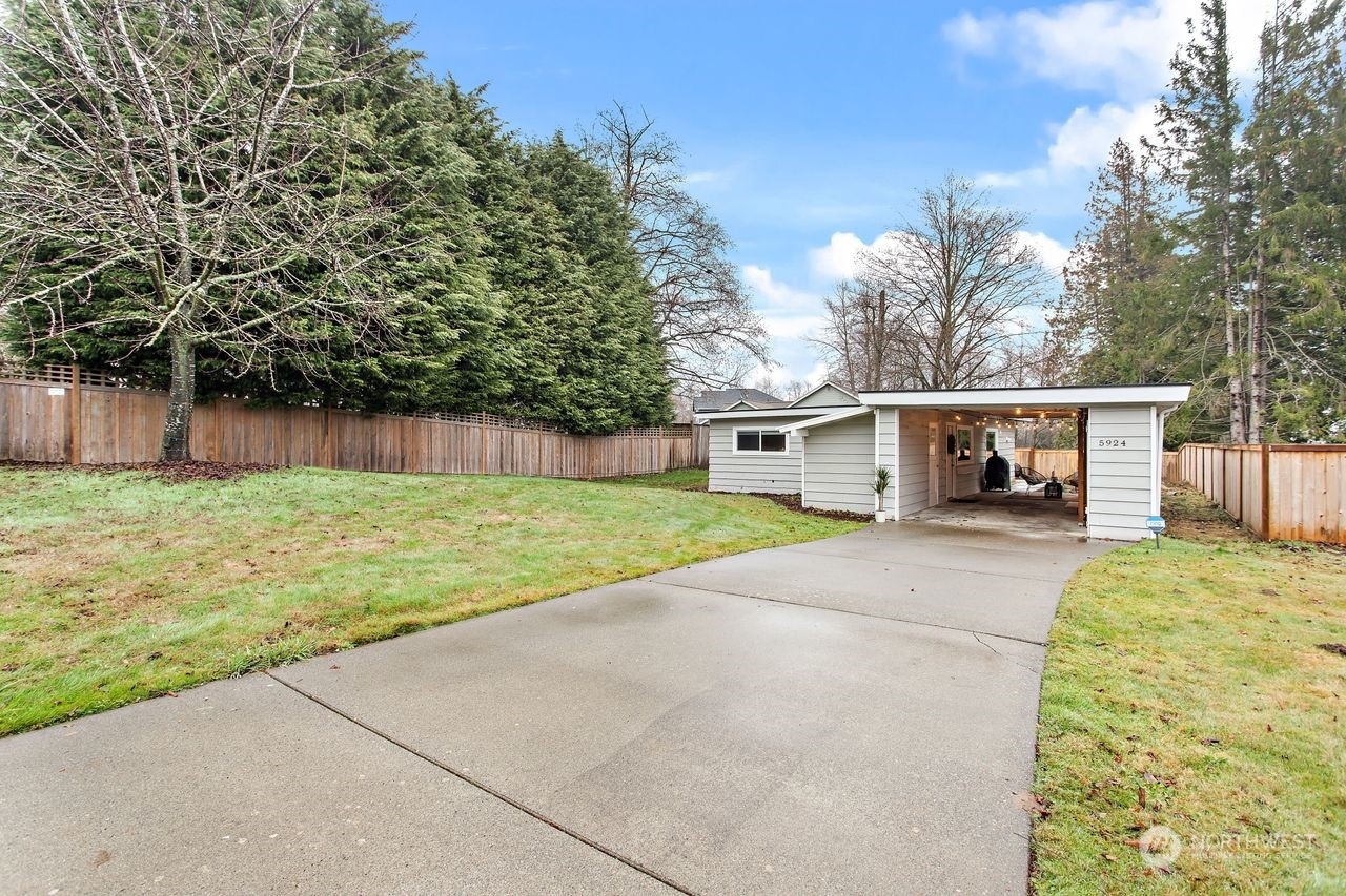 Property Photo: 5924 Shannon Avenue WA 98248